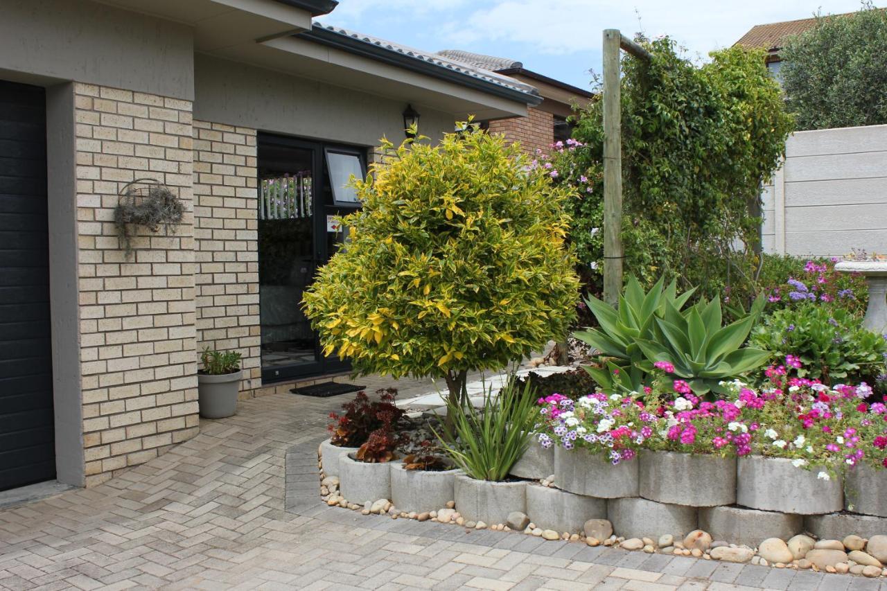 Bed and Breakfast Traveller'S Rest, Reebok Mossel Bay Exterior foto