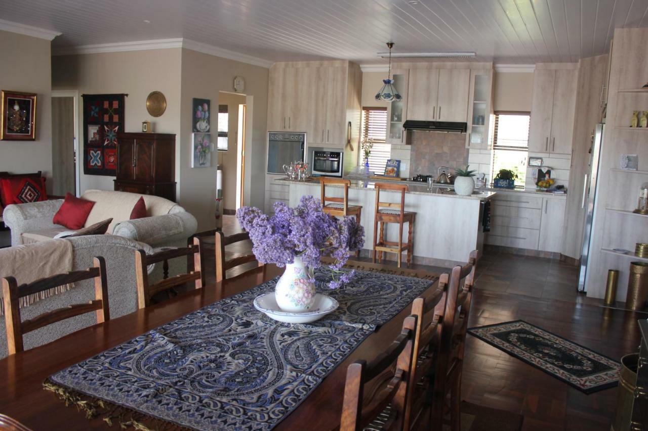 Bed and Breakfast Traveller'S Rest, Reebok Mossel Bay Exterior foto